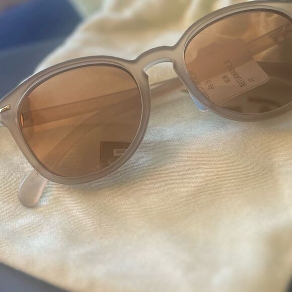 Le Specs Bandwagon 51mm Round NWT Sunglasses in Matte Stone unisex Curvy Cat - Picture 9 of 10